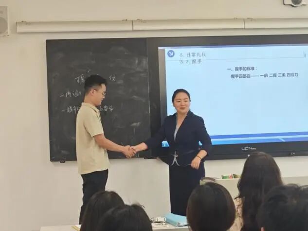 微信图片_20251001213130.jpg